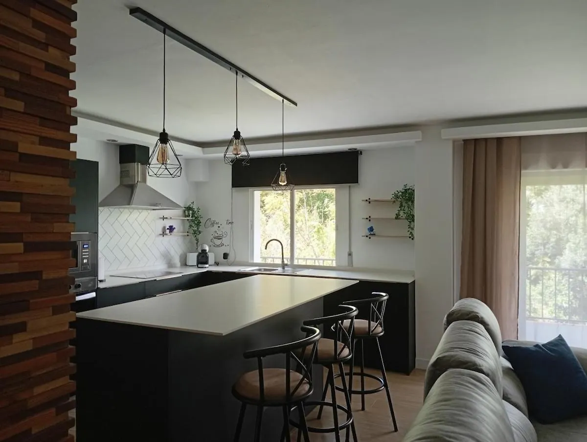 Amplio Apartamento Arcoss kontakt